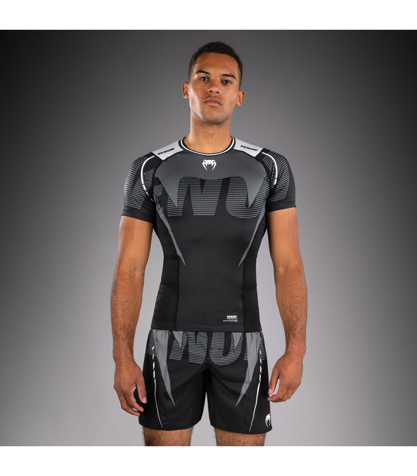 Рашгард -  Venum Adrenaline Short Sleeve Rashguard - Black/Grey​